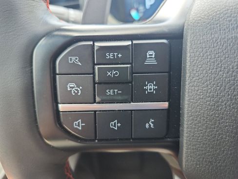 Used 2025 Ford F150 Raptor AWD/4WD image 28