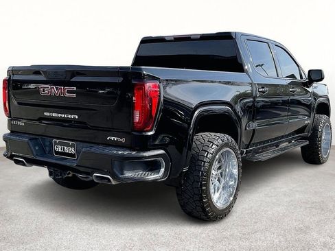 Used 2021 GMC Sierra 1500 AT4 image 2