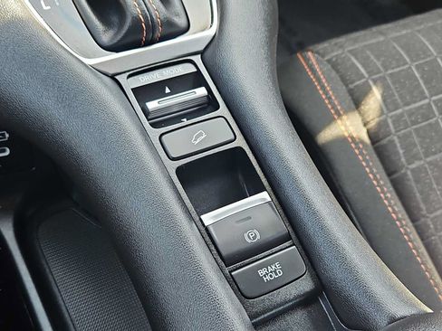 Certified 2024 Honda HR-V Sport image 16