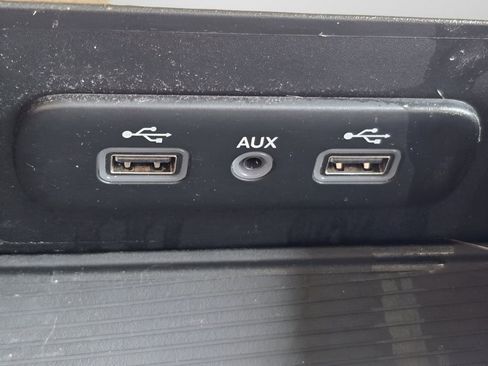 Used 2018 RAM 2500 Laramie w/ Cold Weather Group image 32