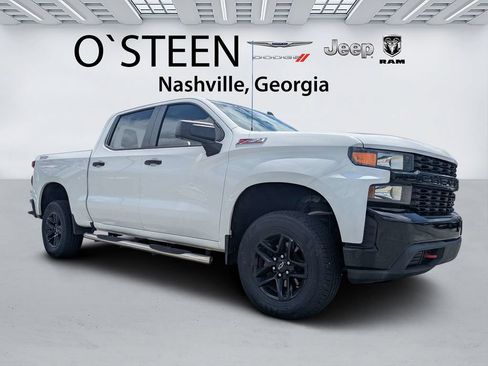 Used 2019 Chevrolet Silverado 1500 Custom Trail Boss w/ Custom Convenience Package AWD/4WD image 1