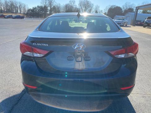 Used 2014 Hyundai Elantra SE w/ Option Group 02 image 9