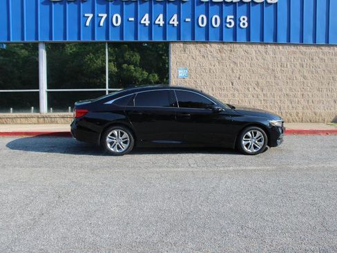 Used 2019 Honda Accord LX image 18