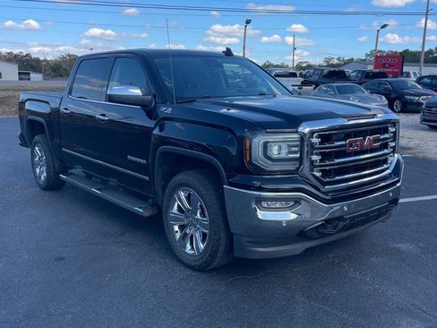 Used 2018 GMC Sierra 1500 SLT image 1