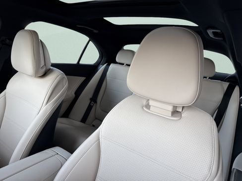 Certified 2026 Mercedes-Benz C 300 Sedan image 26