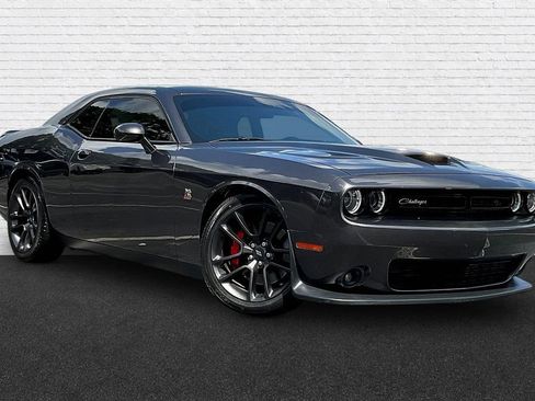 Used 2022 Dodge Challenger R/T Scat Pack w/ Plus Package RWD image 3