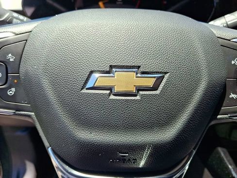 Used 2025 Chevrolet Trax LT w/ Driver Confidence Package FWD image 30