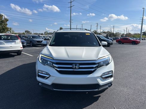 Used 2016 Honda Pilot Touring image 2