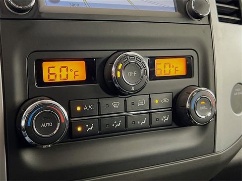 Used 2021 Nissan Frontier PRO-4X w/ Pro-4x Utility Package image 15