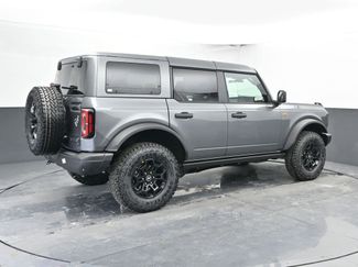 New 2026 Ford Bronco Badlands AWD/4WD video 2