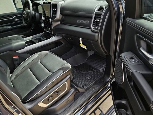 New 2026 RAM 1500 Laramie AWD/4WD image 8