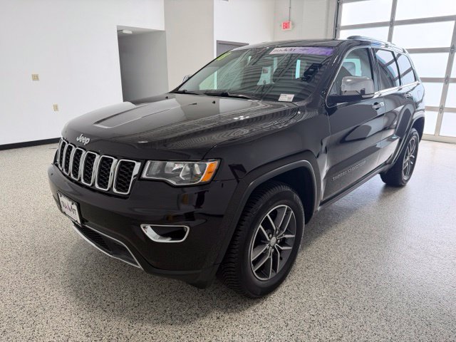 Used 2018 Jeep Grand Cherokee Limited AWD/4WD image 6