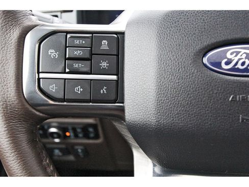 Certified 2025 Ford F150 King Ranch w/ FX4 Off-Road Package AWD/4WD image 18
