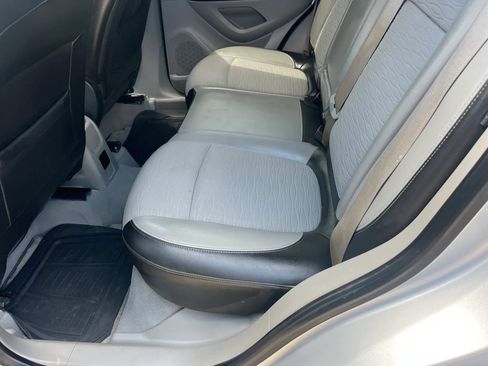 Used 2016 Buick Encore FWD image 13