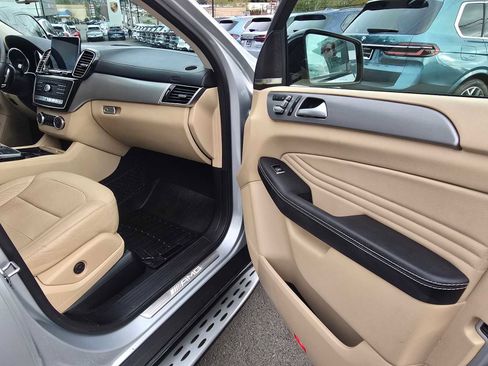 Used 2019 Mercedes-Benz GLE 43 AMG AMG GLE 43 image 12