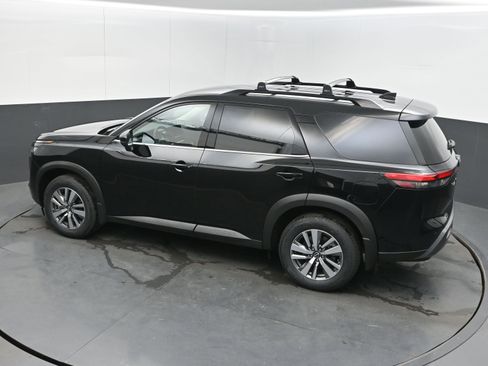 New 2026 Nissan Pathfinder SL FWD image 35