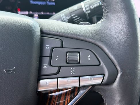 Used 2024 Cadillac Escalade Premium Luxury AWD/4WD image 26