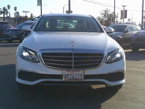 Used 2017 Mercedes-Benz E 300 E 300 Luxury Sedan image 9