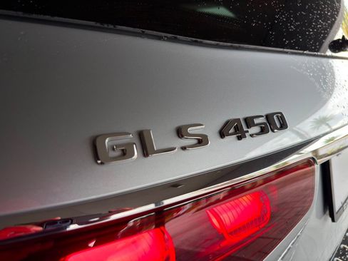 Used 2025 Mercedes-Benz GLS 450 4MATIC image 26