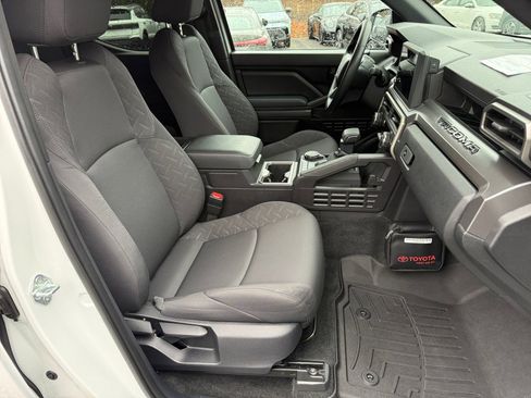 Used 2024 Toyota Tacoma SR5 image 32