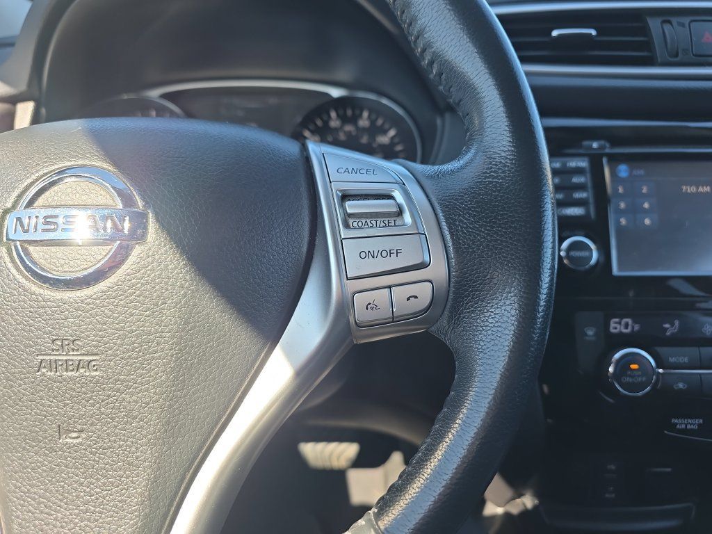 Used 2014 Nissan Rogue SL w/ SL Premium Package AWD/4WD image 28