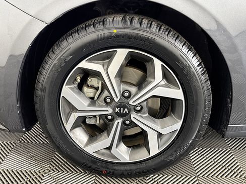 Used 2021 Kia Forte LXS image 36