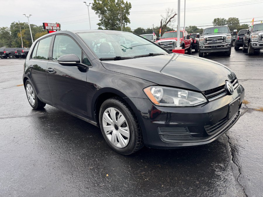 Used 2015 Volkswagen Golf S FWD image 7