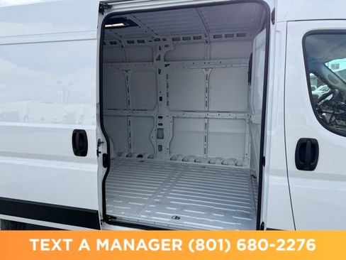 New 2026 RAM ProMaster 2500 w/ Convenience Group FWD image 12