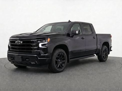 Used 2025 Chevrolet Silverado 1500 High Country w/ Midnight Edition AWD/4WD image 8