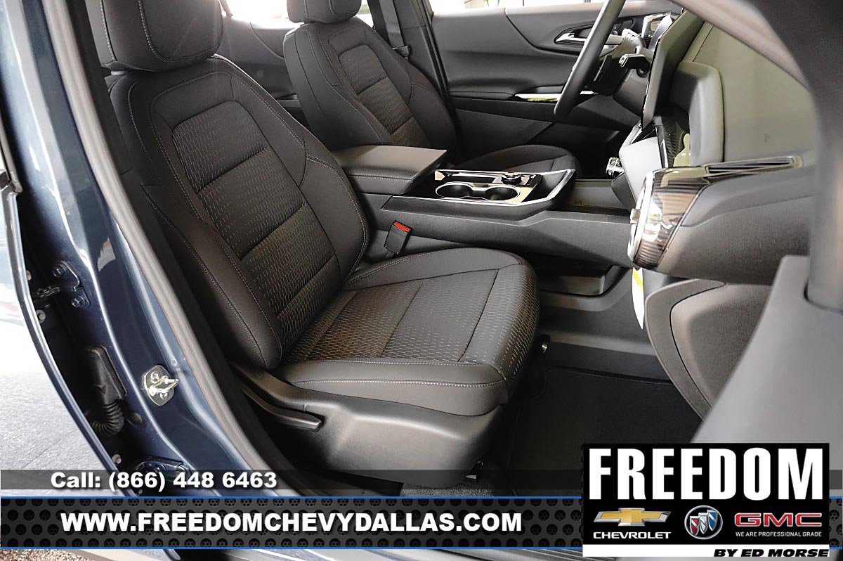 Used 2027 Chevrolet Equinox LT FWD image 15