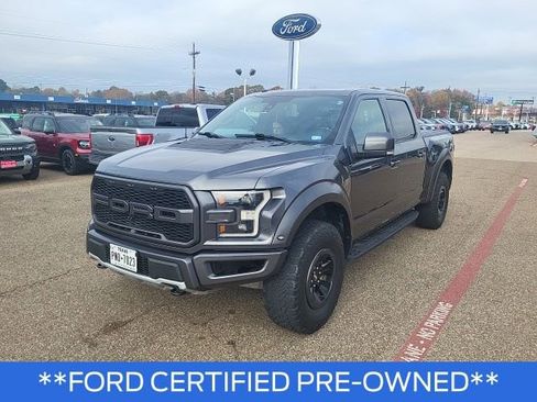 Used 2018 Ford F150 Raptor w/ Equipment Group 802A Luxury image 3