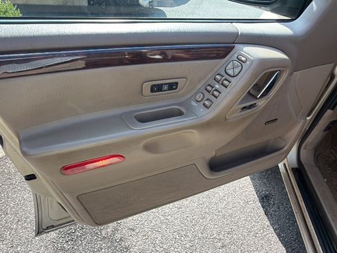 Used 2001 Jeep Grand Cherokee Limited AWD/4WD image 14