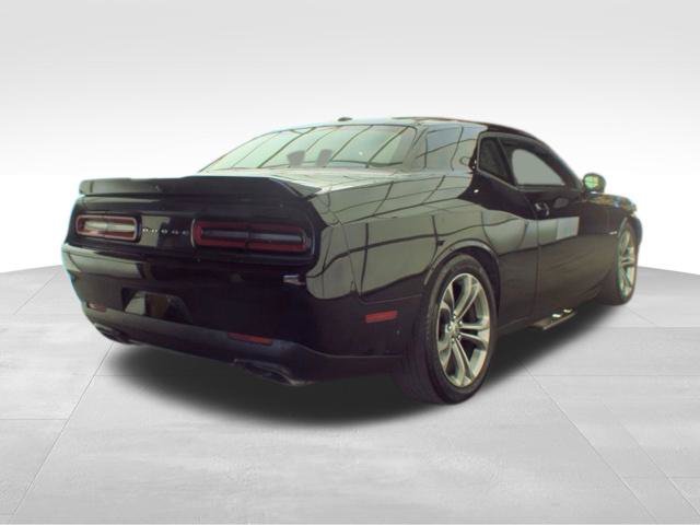 Used 2020 Dodge Challenger R/T RWD image 8