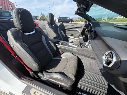 Certified 2023 Chevrolet Camaro SS RWD image 22