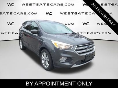 Used 2017 Ford Escape SE