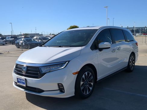 Certified 2024 Honda Odyssey EX-L image 8