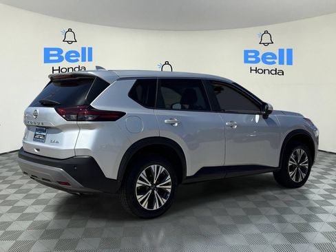 Used 2023 Nissan Rogue SV AWD/4WD image 4