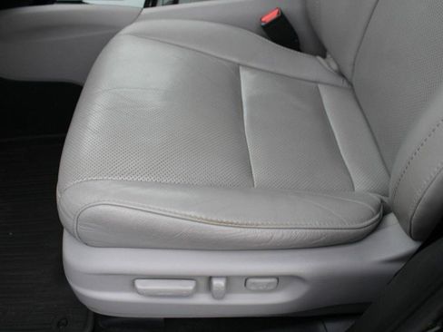 Used 2017 Honda Pilot Elite image 17