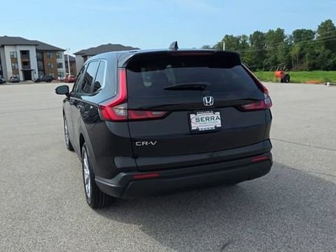 Used 2025 Honda CR-V EX image 6