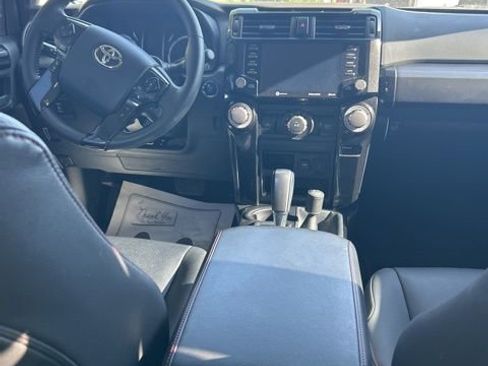 Used 2021 Toyota 4Runner Venture w/ Moonroof Package AWD/4WD image 13