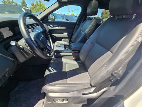 Certified 2025 Land Rover Range Rover Velar Dynamic SE image 24