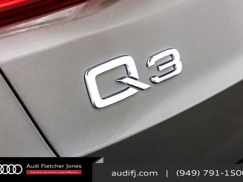 New 2025 Audi Q3 2.0T Premium image 9