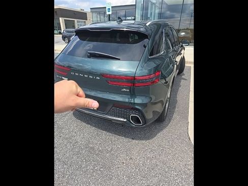 Used 2024 Genesis GV70 2.5T w/ Select Package AWD/4WD image 10