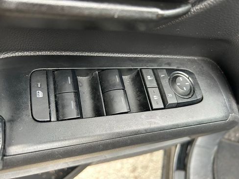 Used 2024 Toyota Tacoma SR5 RWD image 17