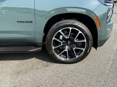 Used 2026 Chevrolet Tahoe RST w/ Comfort Package RWD image 8