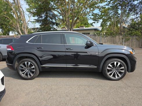 Used 2023 Volkswagen Atlas Cross Sport SEL Premium R-Line AWD/4WD image 9