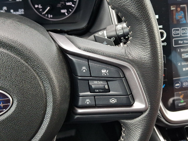 Used 2025 Subaru Outback Premium AWD/4WD image 22