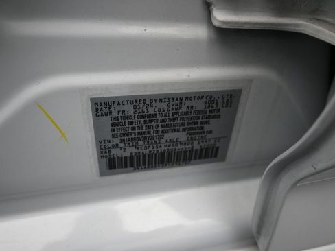 Used 2024 Nissan Sentra SR FWD image 11
