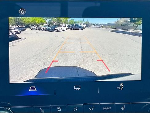 Used 2023 Chevrolet Colorado Z71 w/ Z71 Convenience Package 2 image 13