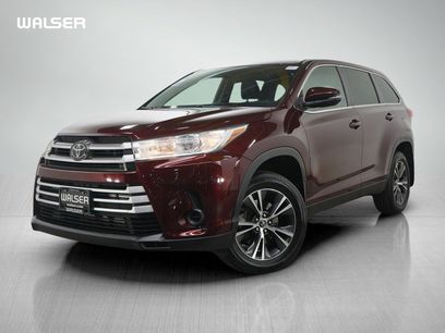 Used 2019 Toyota Highlander LE